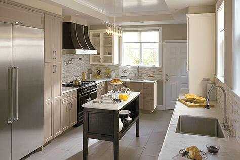 Chicago Kitchen Design - Making small kitchens seem bigger