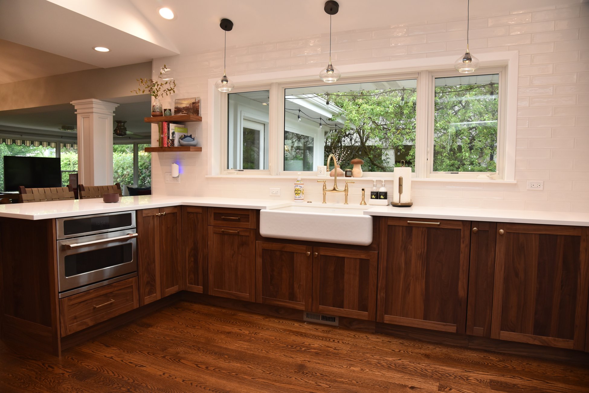 Warm Contemporary Kitchen Remodel by Kitchens & Baths Unlimited project photo 3